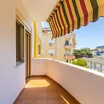 Sunny Balcony Walk To By Pikhost Apartament *