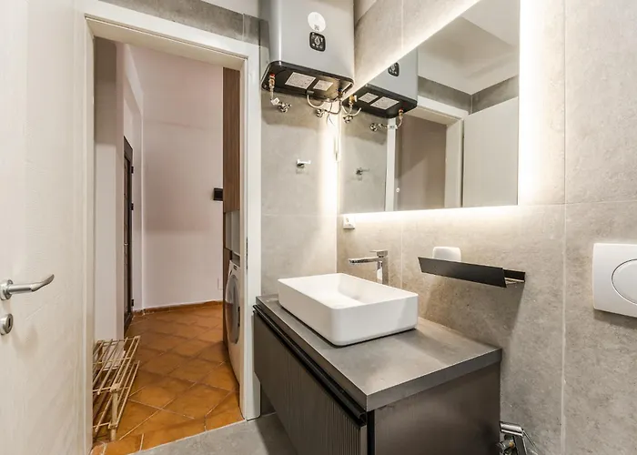 Lejlighed Sunny Balcony Walk To By Pikhost *